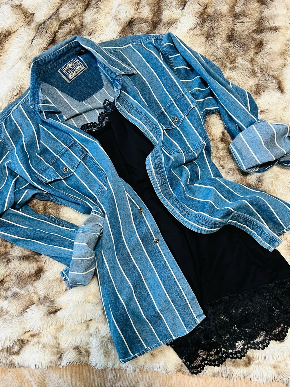 Vintage Western Essentials Denim Stripe Button Up Shirt Blue White Size Large